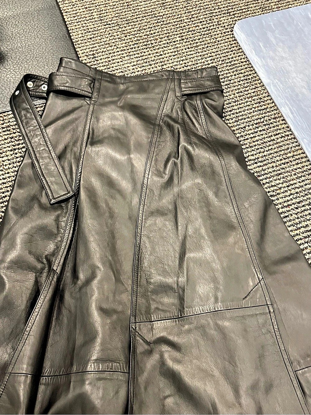 3.1 Phillip Lim Leather Midi Skirt Size 8 Like New - Picture 3 of 12